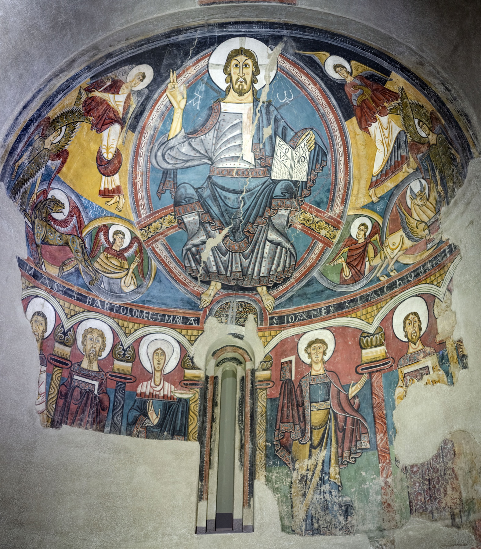Pantocrator romanico del abside de Sant Climent de Taull